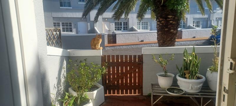 2 Bedroom Property for Sale in Lakeside Western Cape